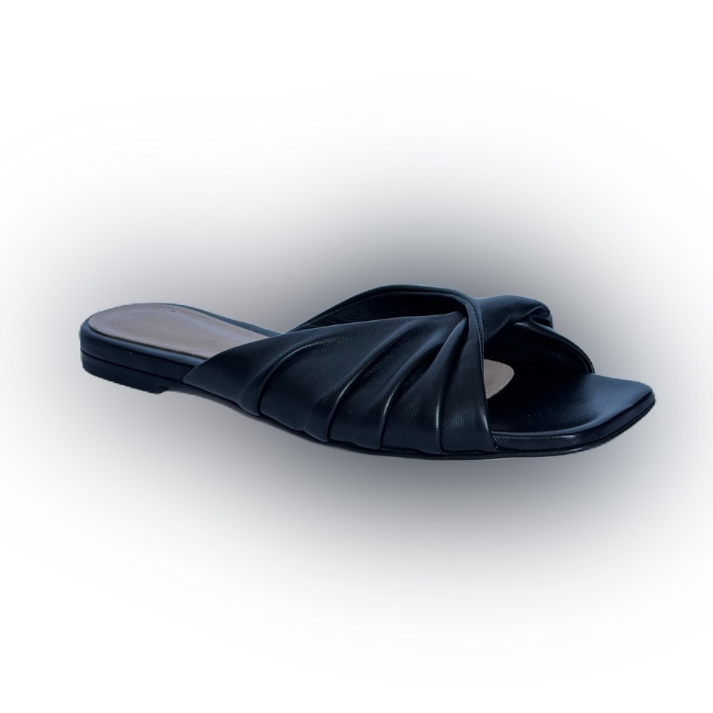 Gianvito Rossi Selene Sandal Size NWB Black Leather